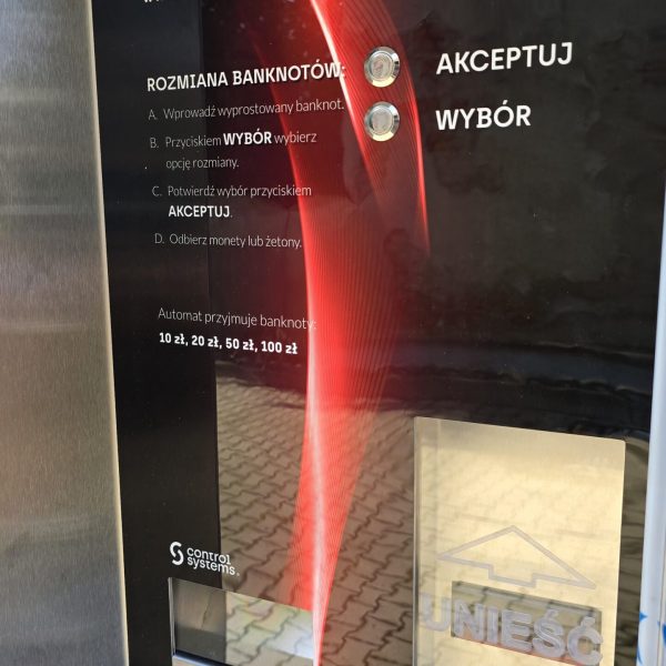 Brak drobnych? Skorzystaj z naszej rozmieniarki monet.