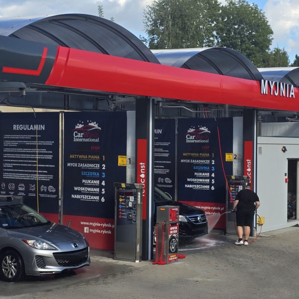 4 stanowiska, bezdotykowa myjnia w Rybniku